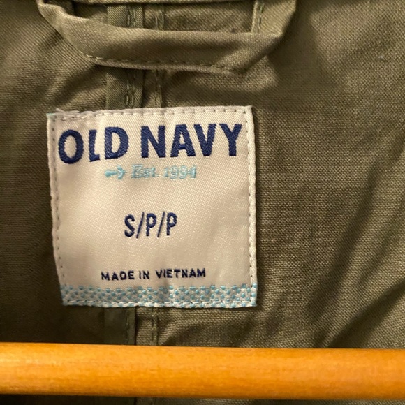 Old Navy, Cargo Vest - Picture 3 of 3